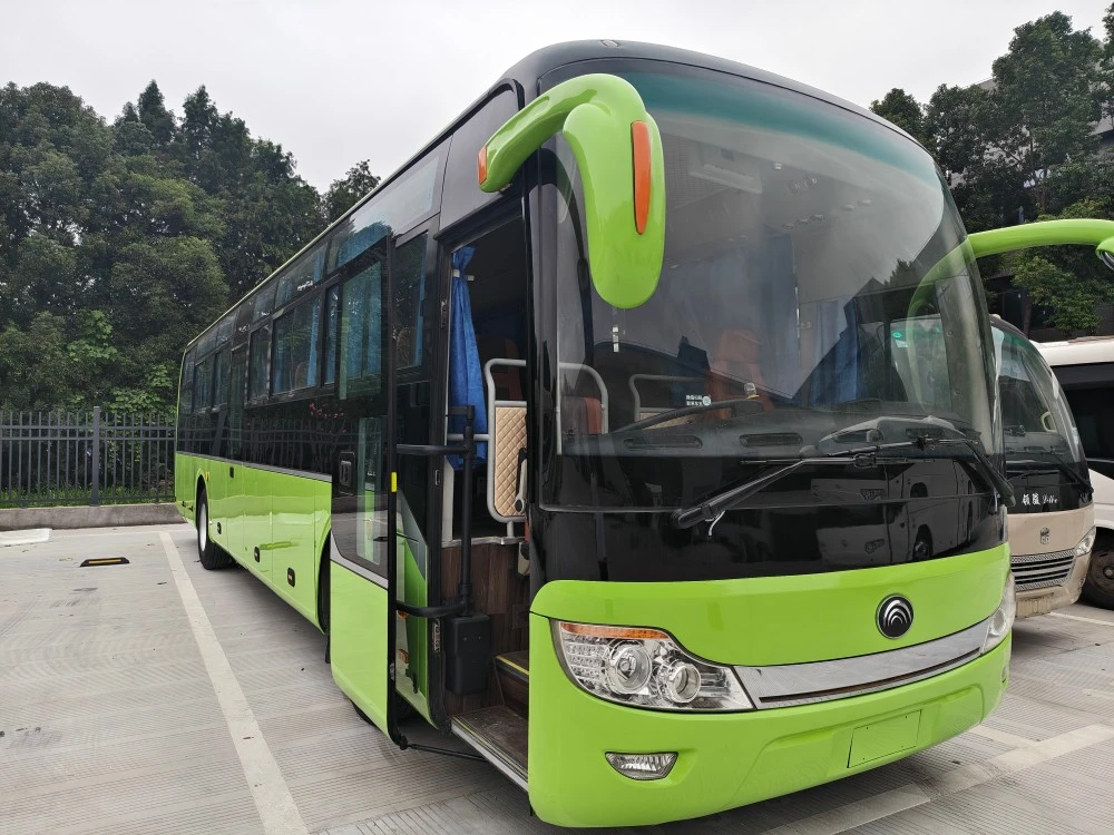 Autobús diésel usado Yutong de 12 m