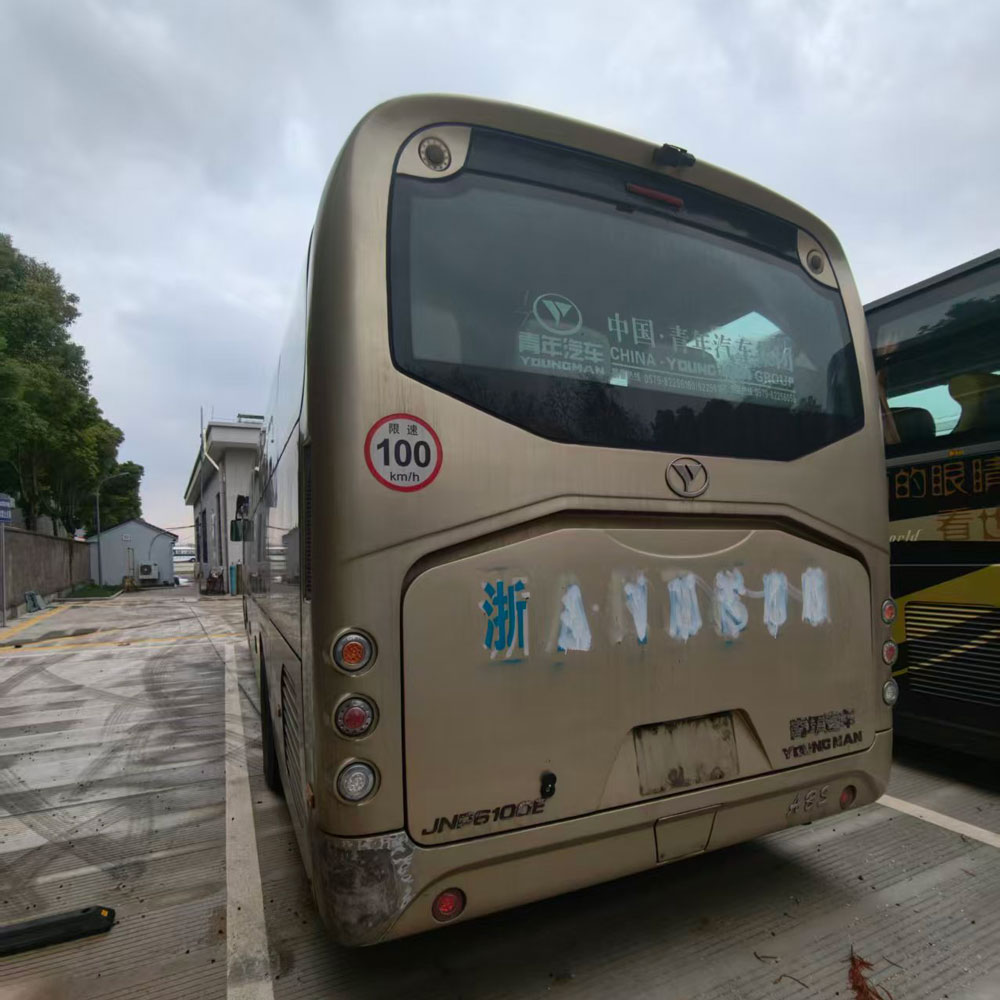 Autobús diésel Youngman usado de 10 m