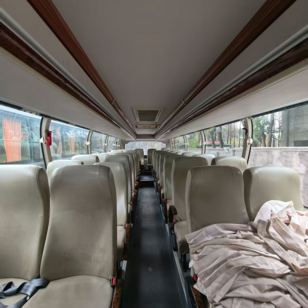 Autobús diésel Youngman usado de 10 m