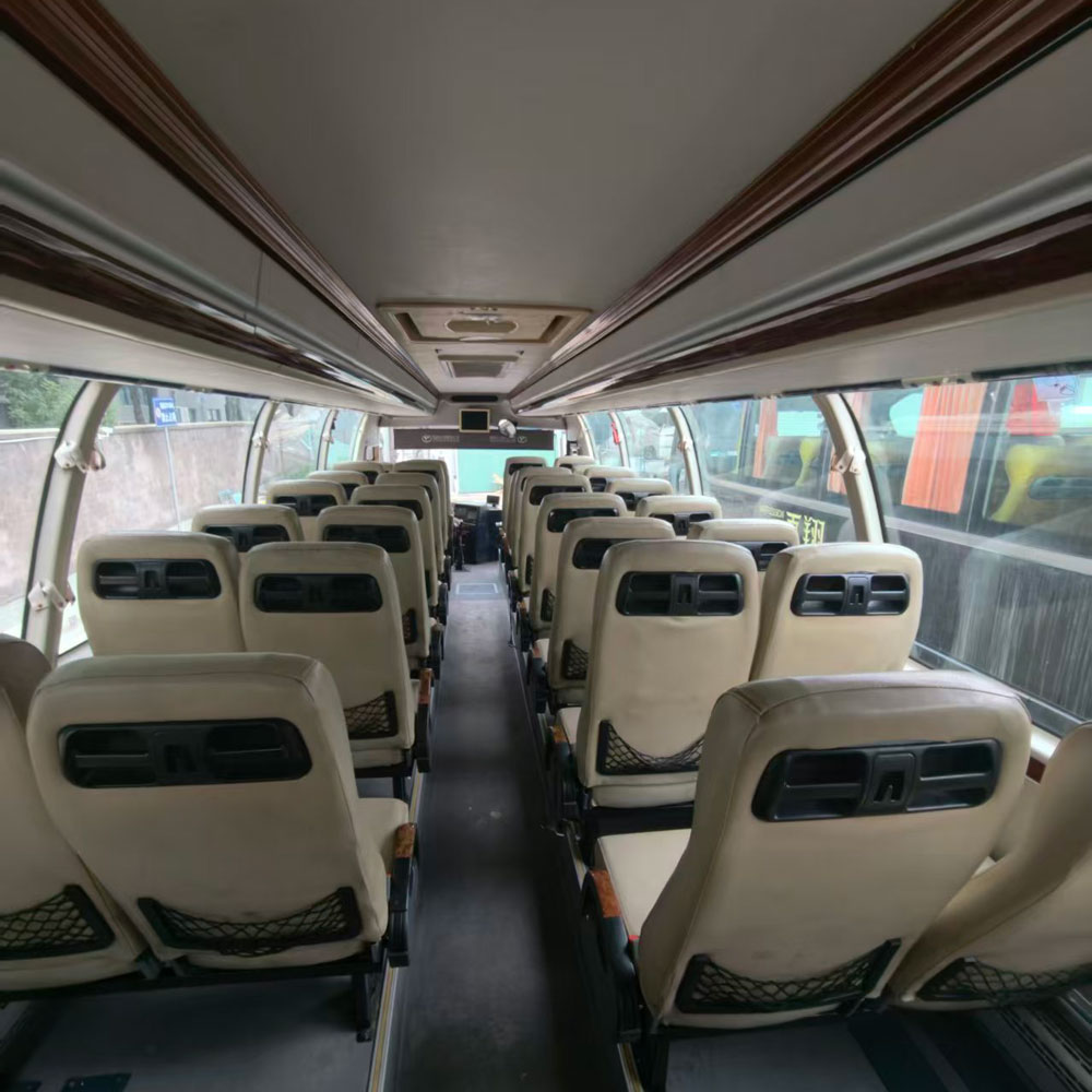 Autobús diésel Youngman usado de 10 m