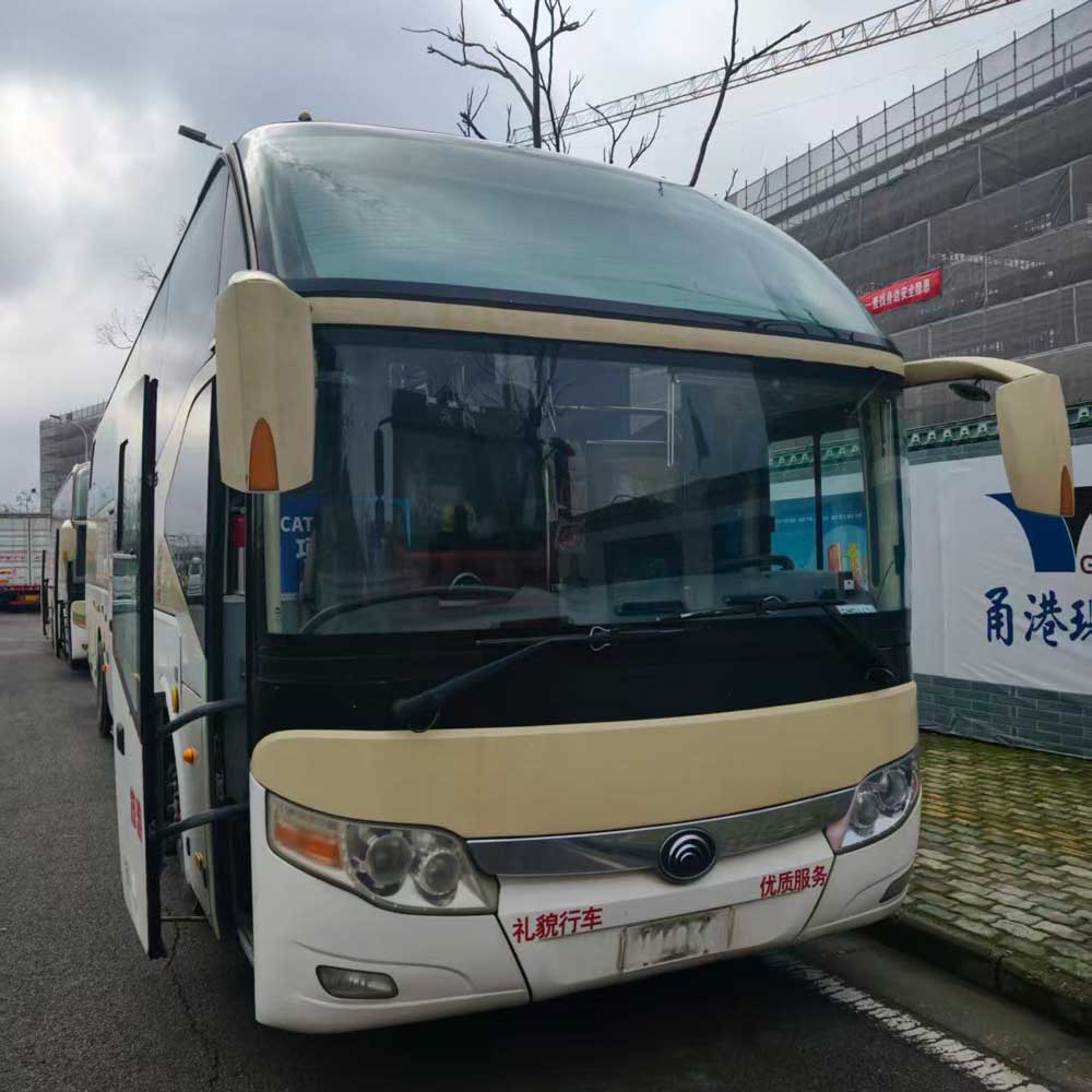 Autobús diésel Yutong usado de 12m y 47 asientos