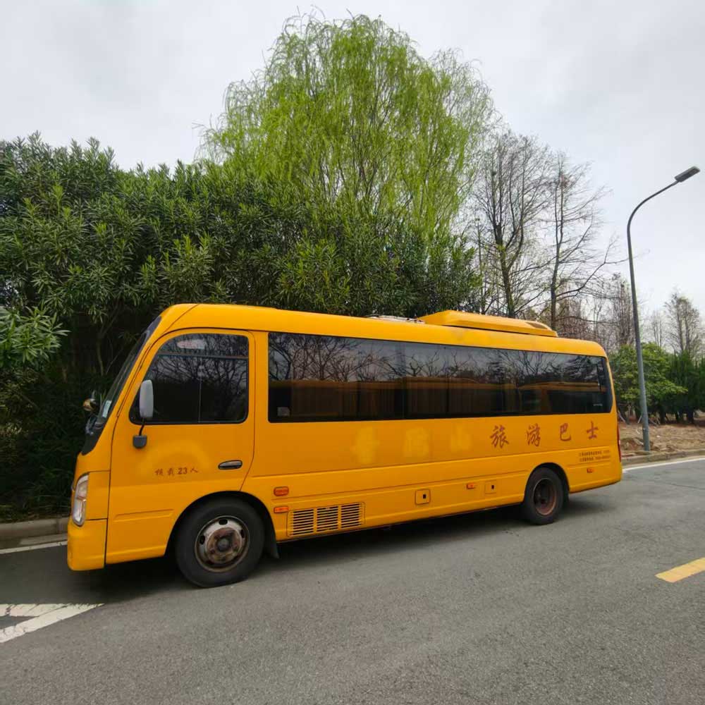 Autobús Hyundai Kangendi 23 Plazas Diesel Autobús usado