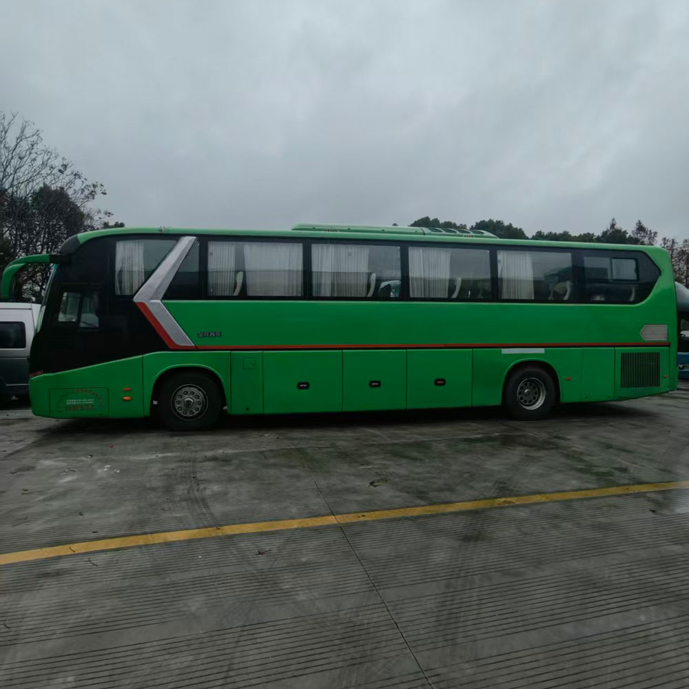 Autobús usado diésel Kinglong de 53 asientos