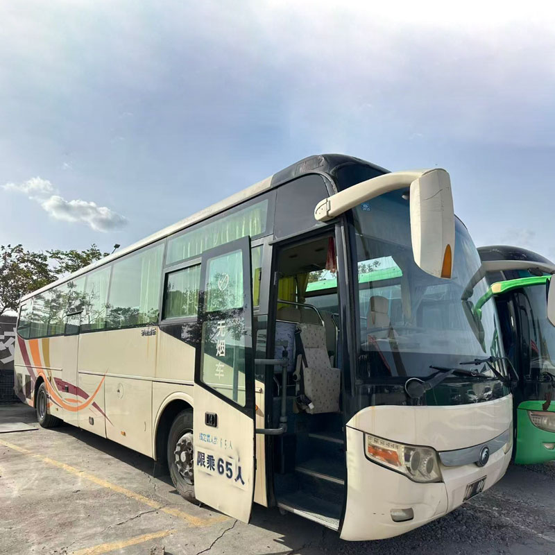 Autobús usado diesel de 65 asientos de Yutong