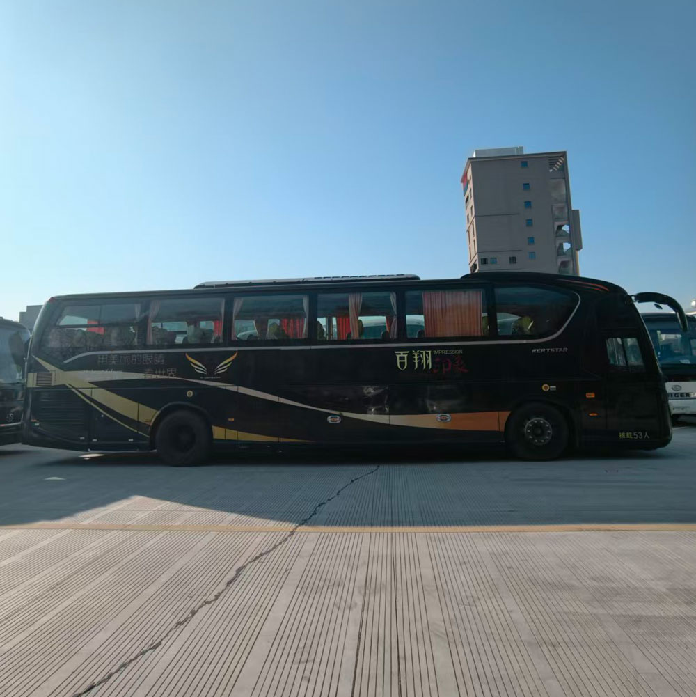 Autobús usado diesel de 53 asientos de Yaxing