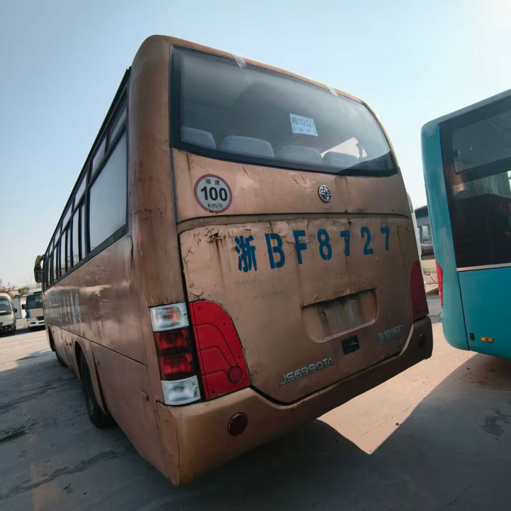 Autobús usado diesel de 45 asientos de Yaxing