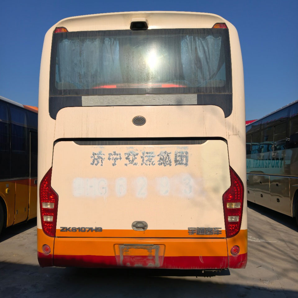 Autobús diésel de segunda mano Yutong de 39 asientos