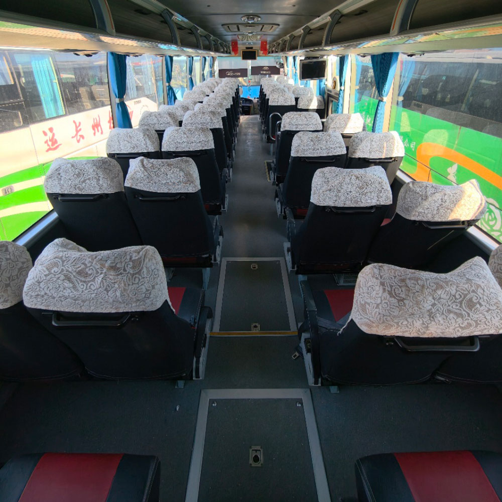 Autobús diésel de segunda mano Yutong de 53 asientos