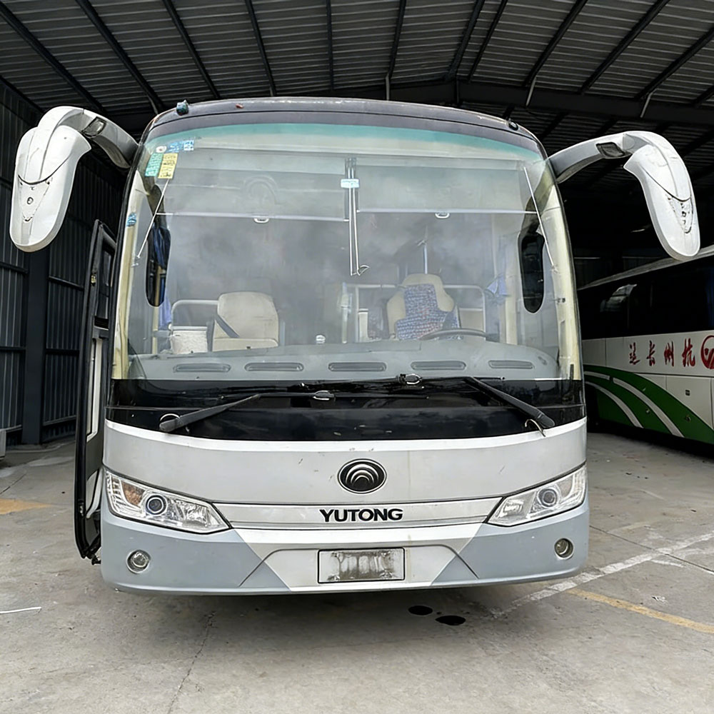 Autobús diésel usado de 60 asientos