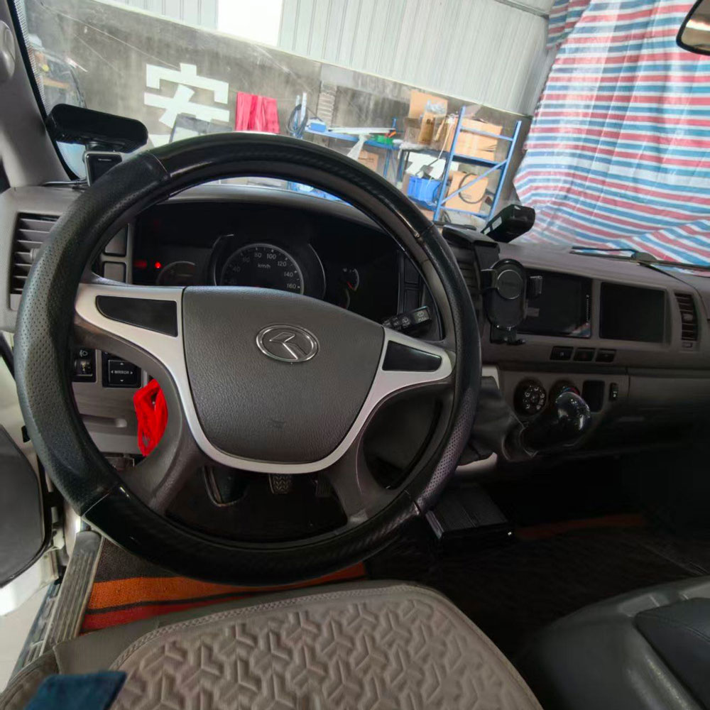 Autobús diésel usado Kinglong de 15 asientos