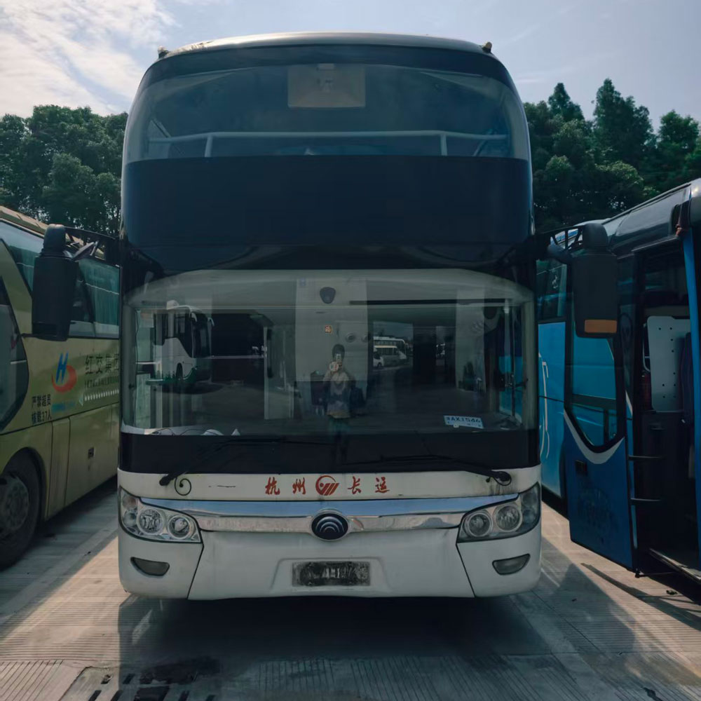 Autobús diésel usado Yutong de 39 asientos
