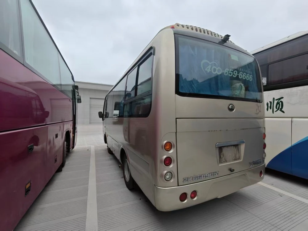 Autobús diésel usado Yutong de 6 m